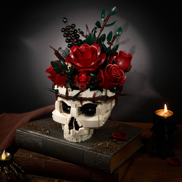 Gothic Skull Red Rose Bouquet Building Block Set